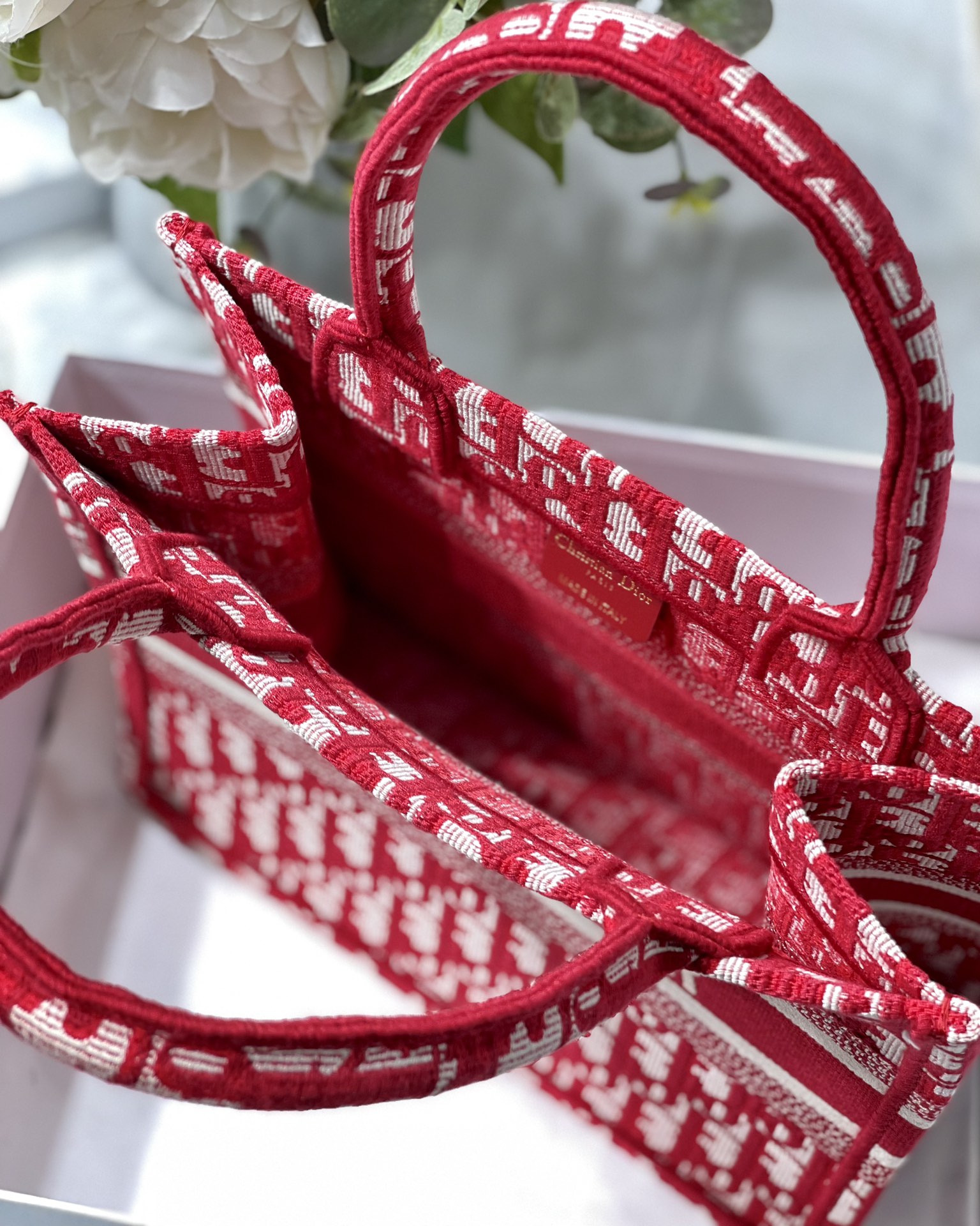 DIOR TOTE Classic Red Embroidery