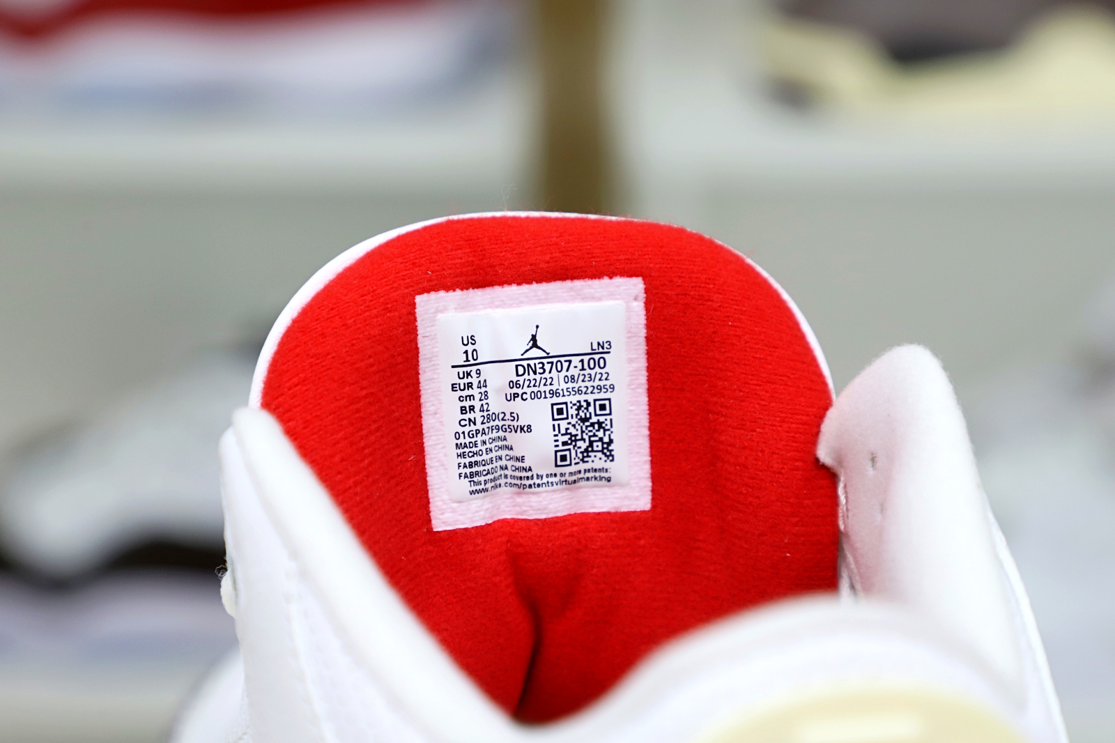 AIR JORDAN 3 WHITE CEMENT REIMAGINED