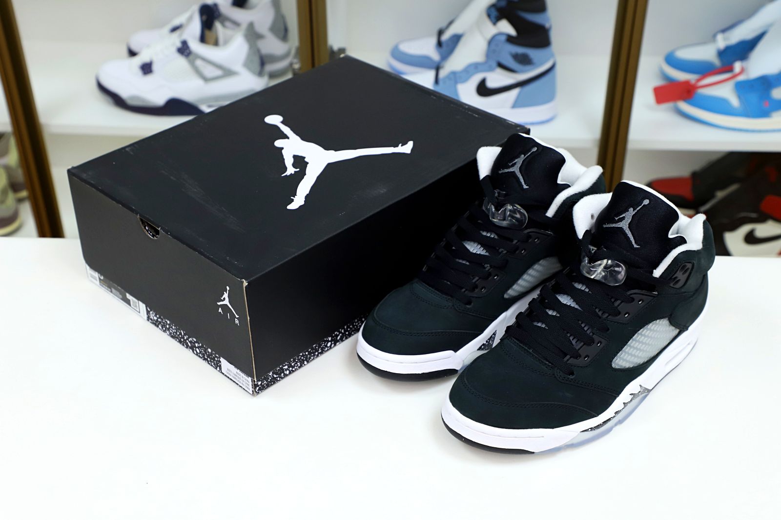 AIR JORDAN 5 RETRO OREO 2021