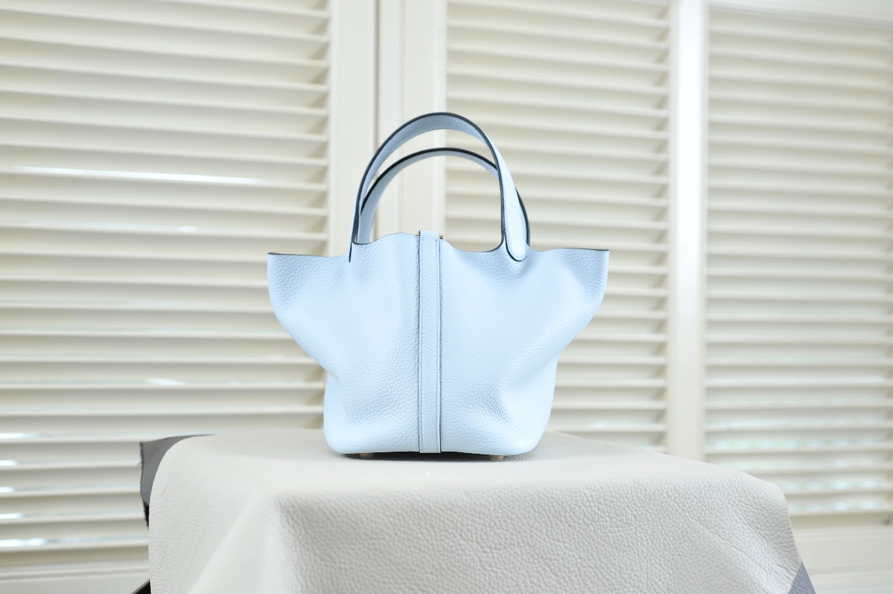 picotin18 Holy Grail Blue TC Leather