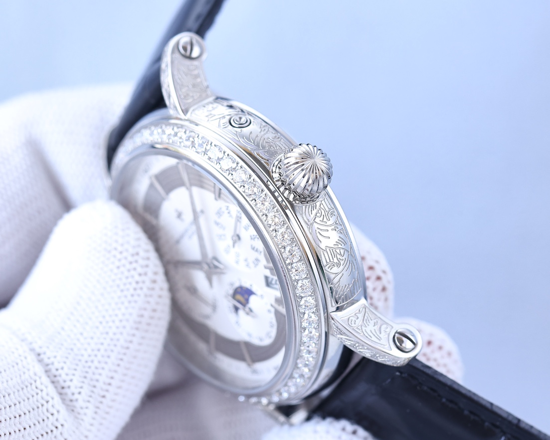 Vacheron Constantin Hand-engraved watches