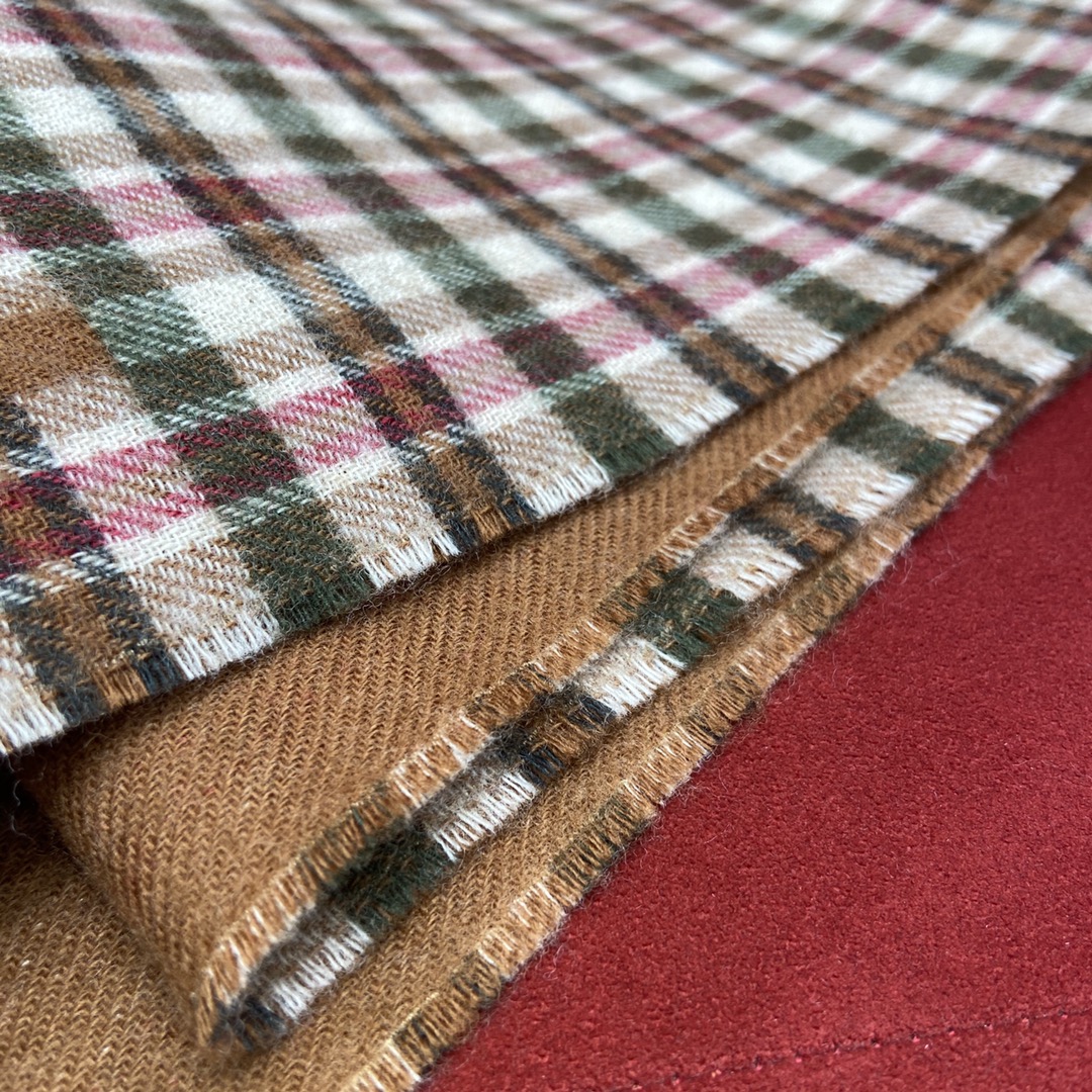 GUCCI Double-sided wool scarf 83% wool ➕ 17% cashmere