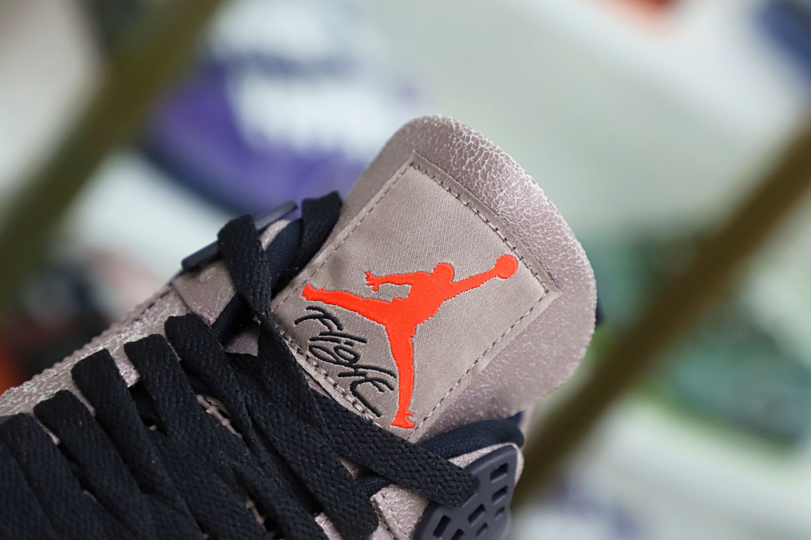 AIR JORDAN 4 RETRO TAUPE HAZE