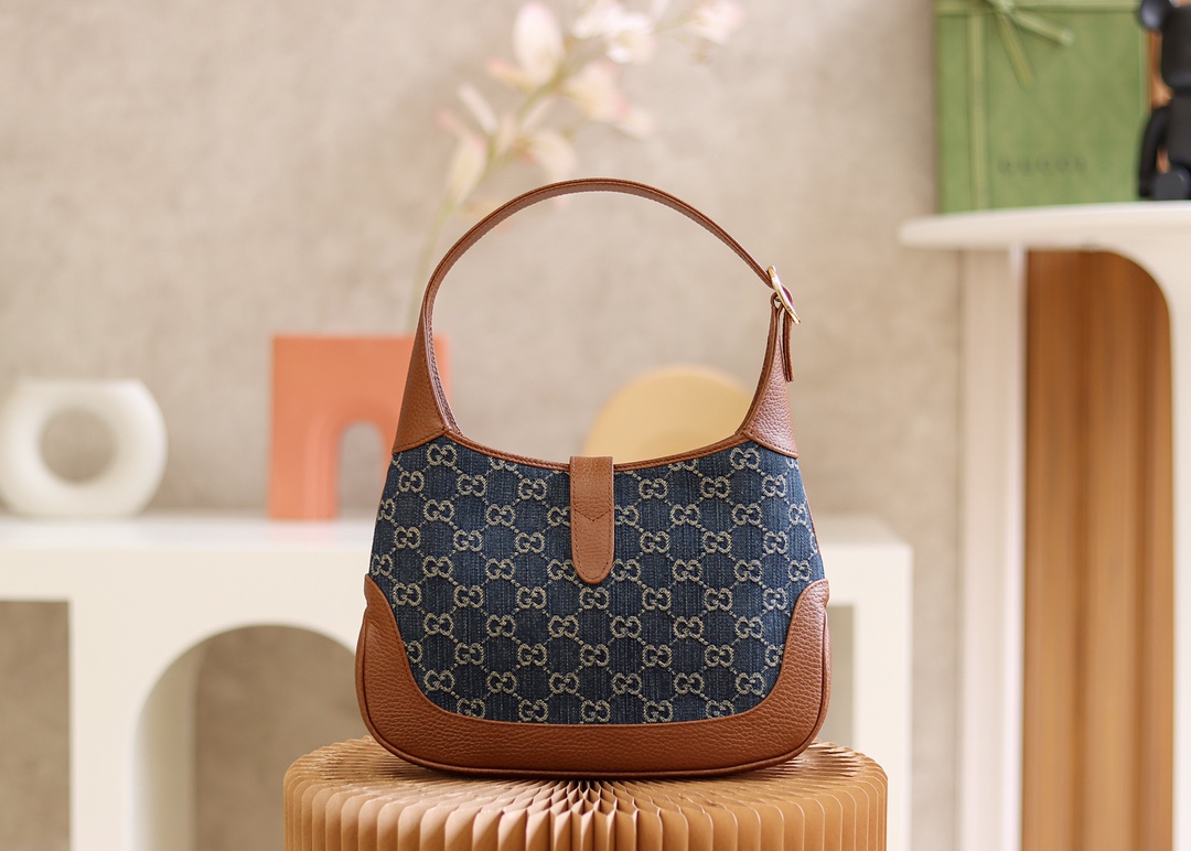 GUCCI 𝙅𝙖𝙘𝙠𝙞𝙚 1961 Retro Denim Series Original Leather #636706