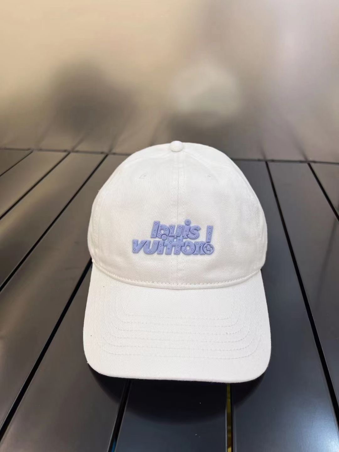 LOUIS VUITTON  baseball cap