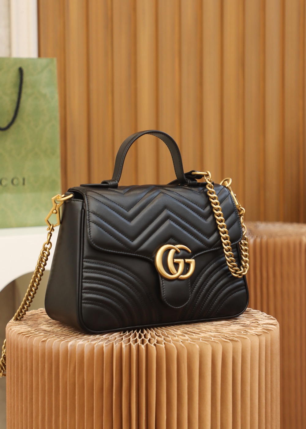 GUCCI 𝐌𝐚𝐫𝐦𝐨𝐧𝐭 #498110