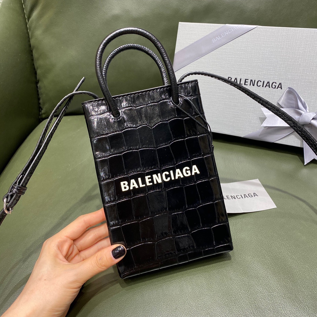 BALENCIAGA 𝗦𝗵𝗼𝗽𝗽𝗶𝗻𝗴 𝗯 𝗮𝗴 Crocodile shopping paper bag