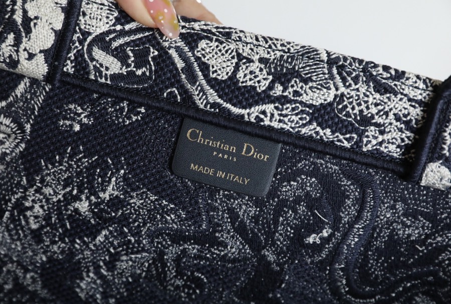DIOR TOTE blue embroidery