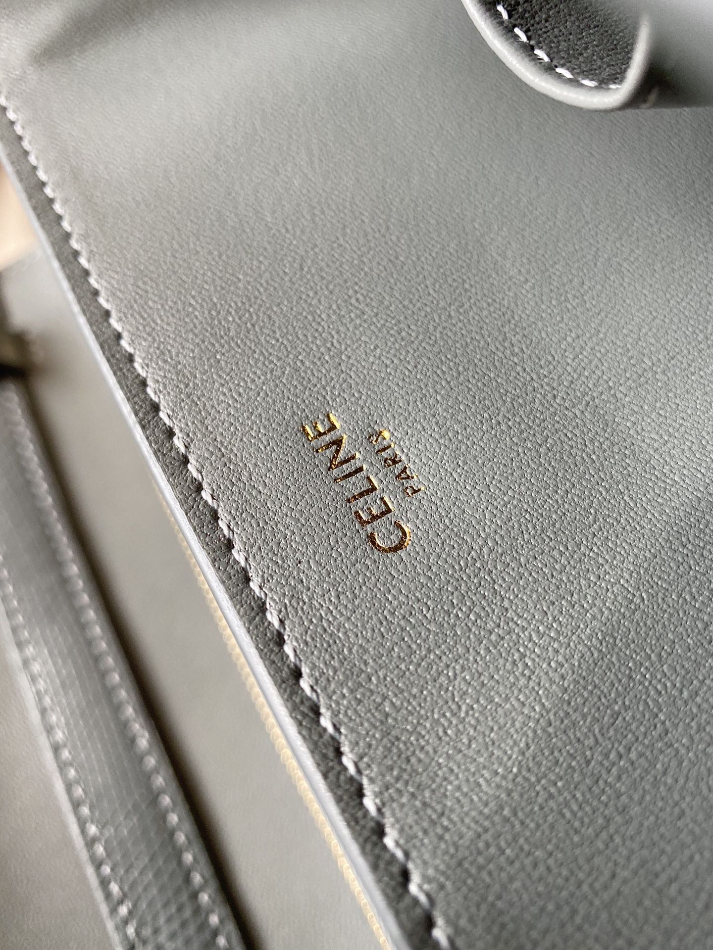 𝐂𝐞𝐥𝐢𝐧𝐞 CLASSIC