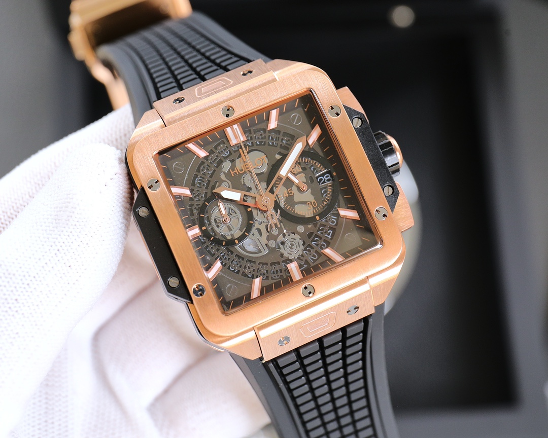 Hublot. BIG BANG Collection