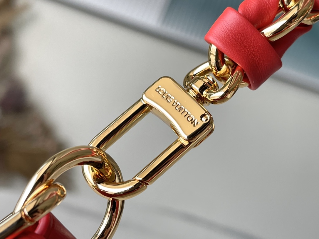 𝐋𝐎𝐔𝐈𝐒 𝐕𝐔𝐈𝐓𝐓𝐎𝐍   M22594