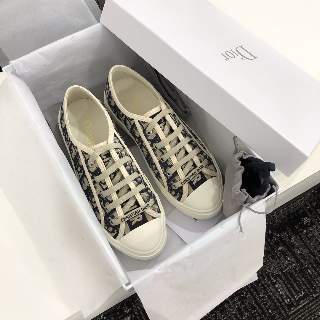 DIOR Antique Collection Blue letters Full electric embroidery Water-dyed sheepskin lining Private moulded outsole