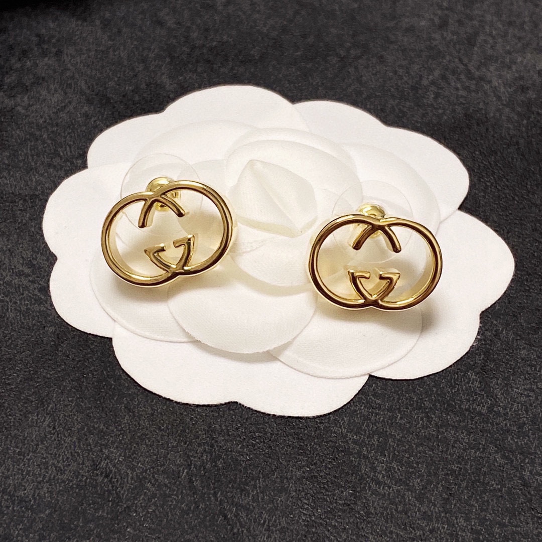 𝐆𝐮𝐜𝐜𝐢 Double G Stud Earrings