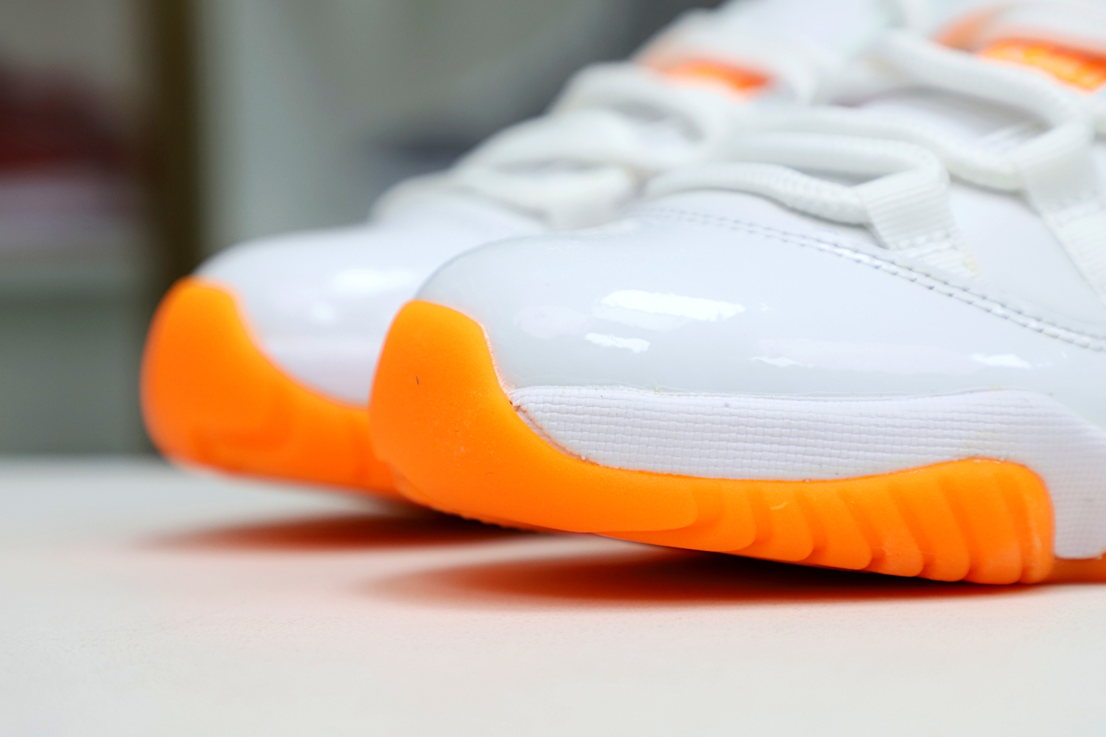 WMNS AIR JORDAN 11 RETRO LOW BRIGHT CITRUS
