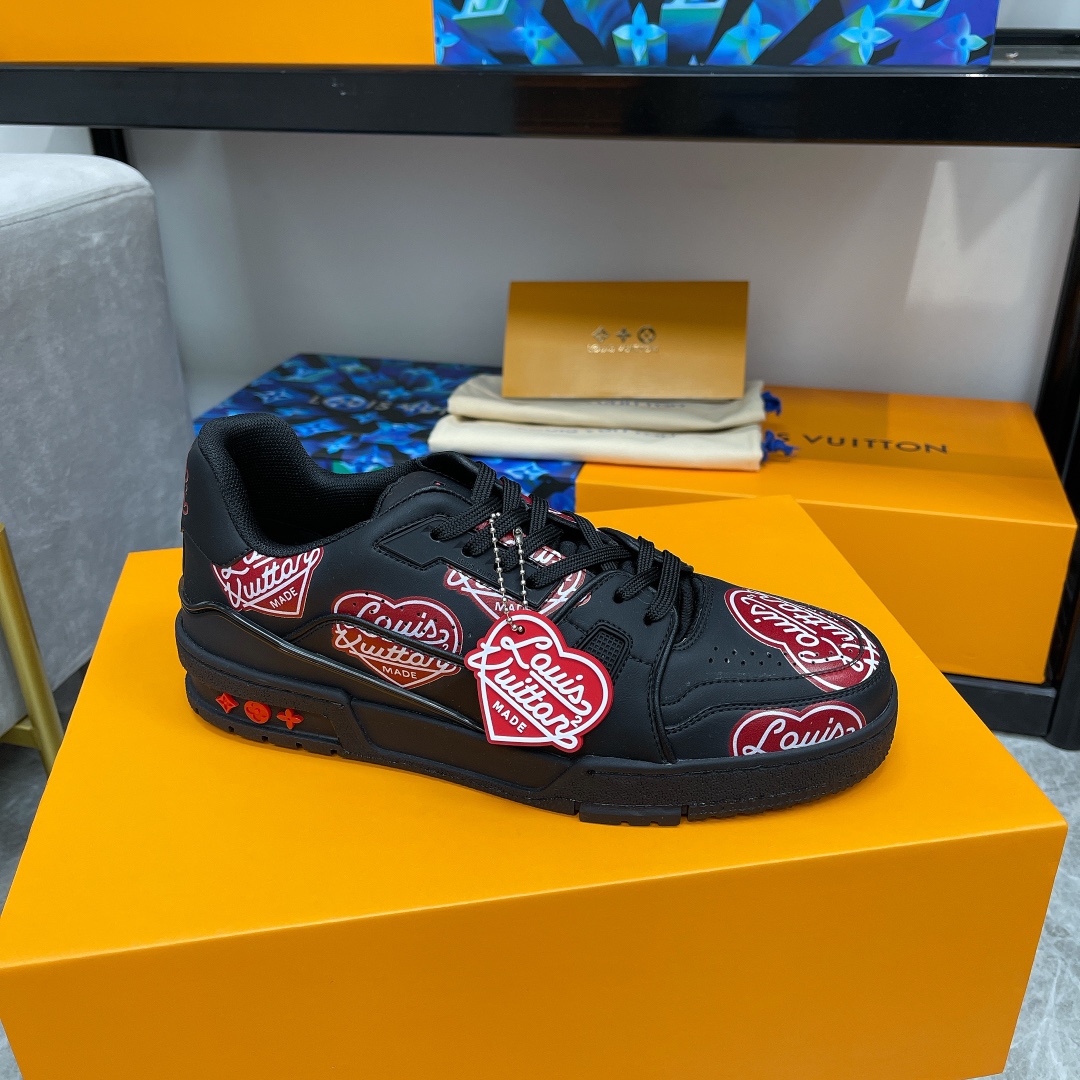 Louis Vuitton couple models DIY buckle sneakers sneakers