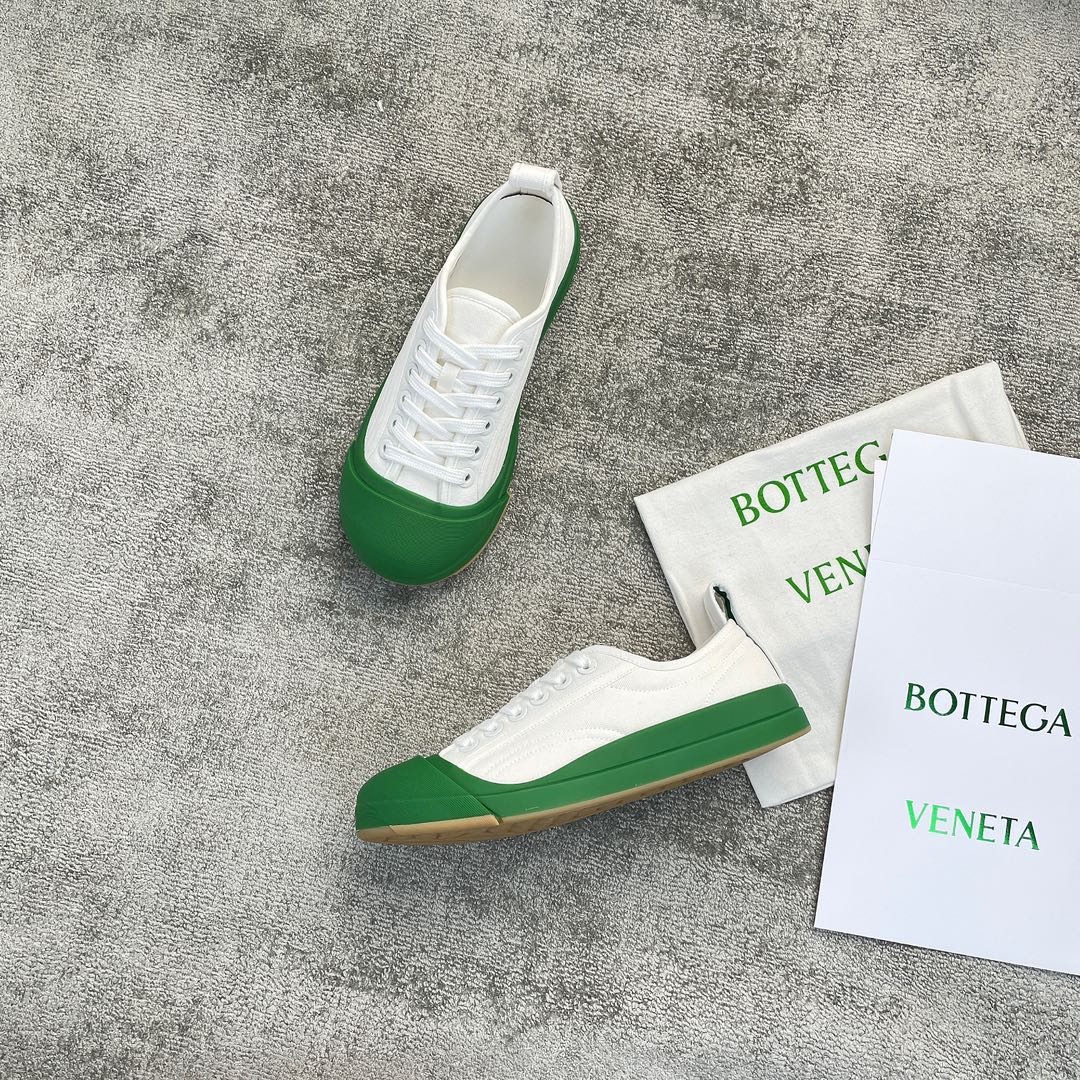 Bottegavenet*a white shoes