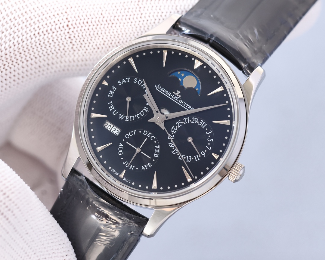 Jaeger-LeCoultre Flip Full Diamond Collection