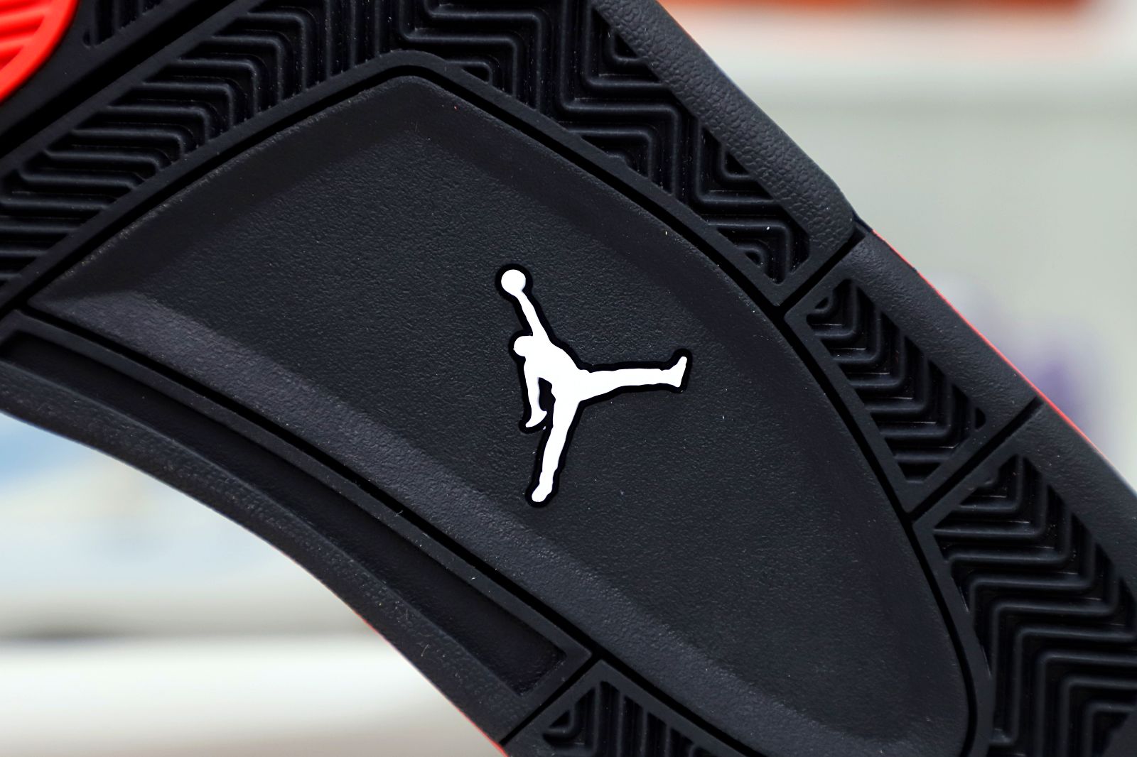 AIR JORDAN 4 RETRO RED THUNDER