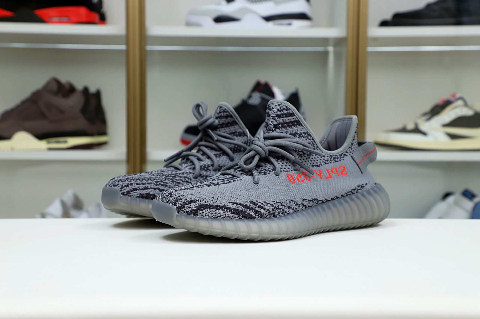 YEEZY BOOST 350 V2 BELUGA 2.0