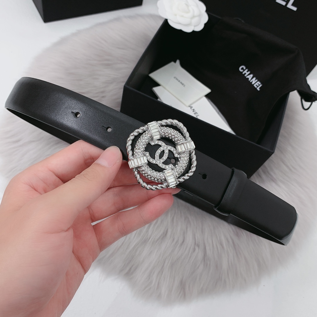 𝗖𝗛𝗔𝗡𝗘𝗟  Belt