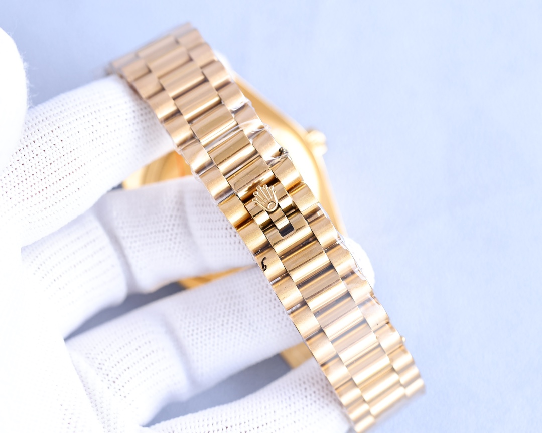 Rolex full diamond model