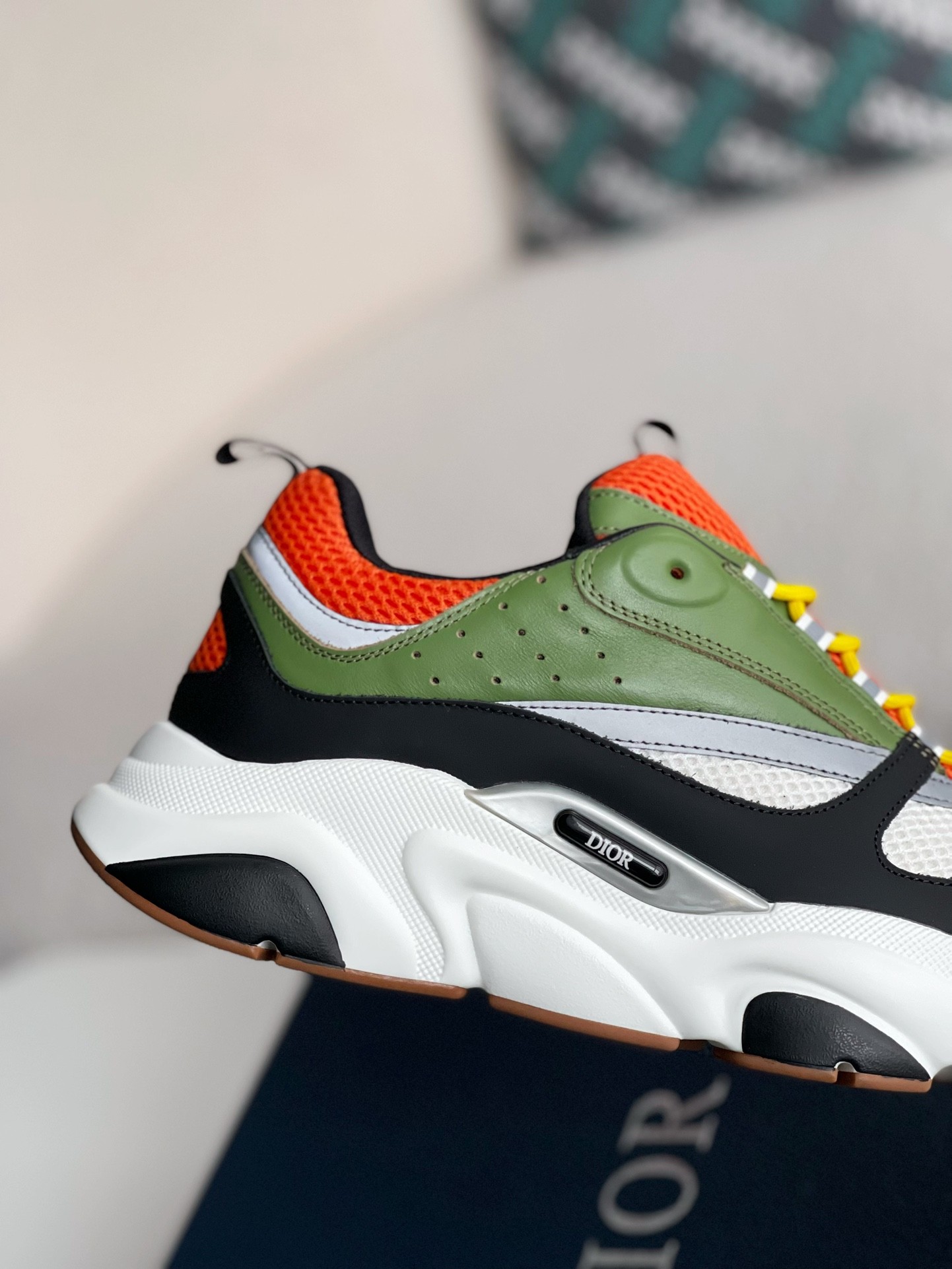 DIOR classic B22 Clunky Sneaker