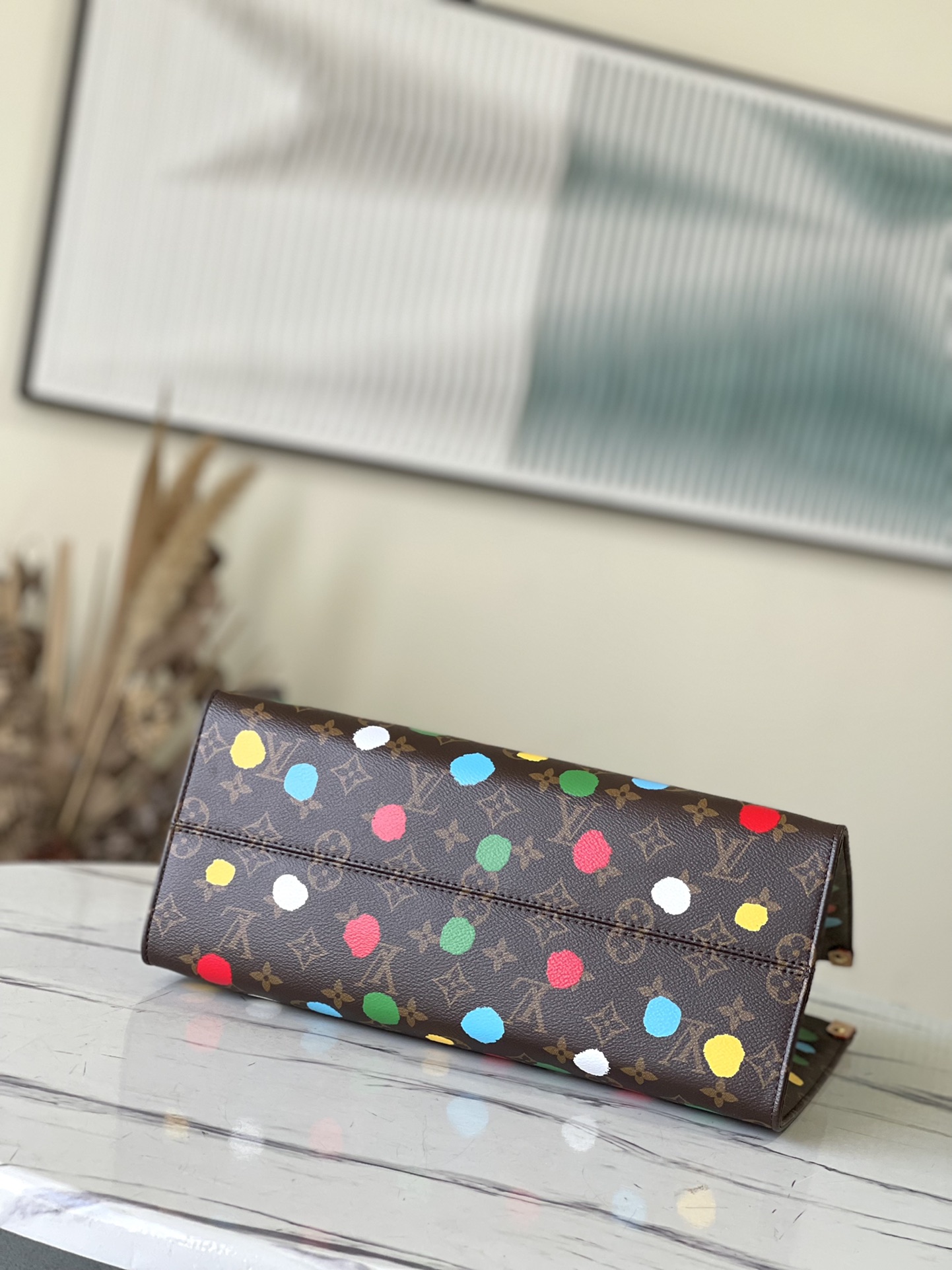 𝐋𝐎𝐔𝐈𝐒 𝐕𝐔𝐈𝐓𝐓𝐎𝐍  M46379