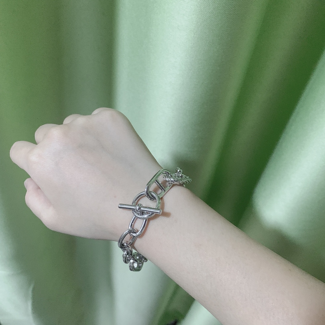 Hermes bracelet