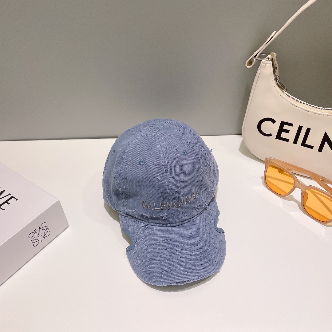 Balenciagabaseball cap