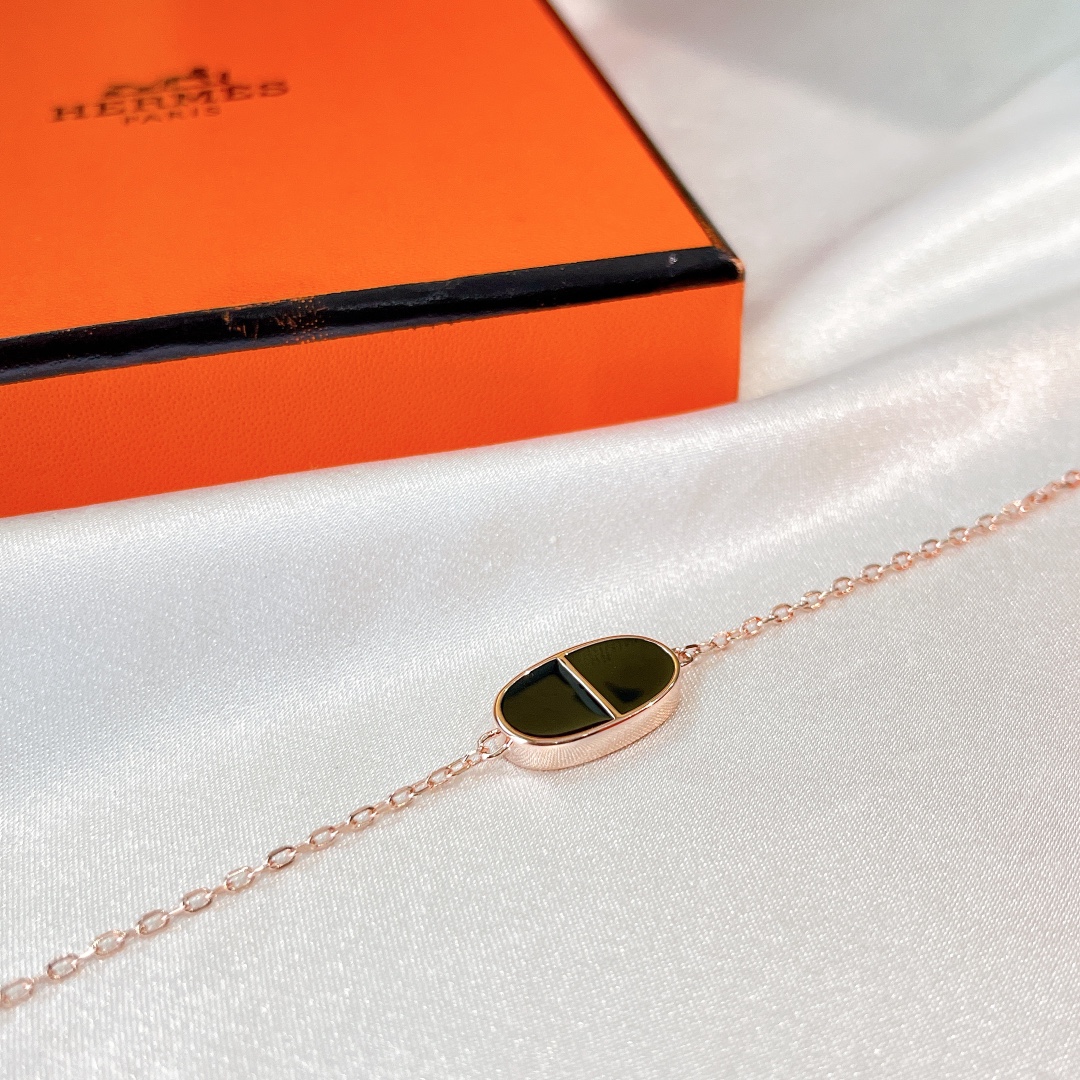 Hermes bracelet