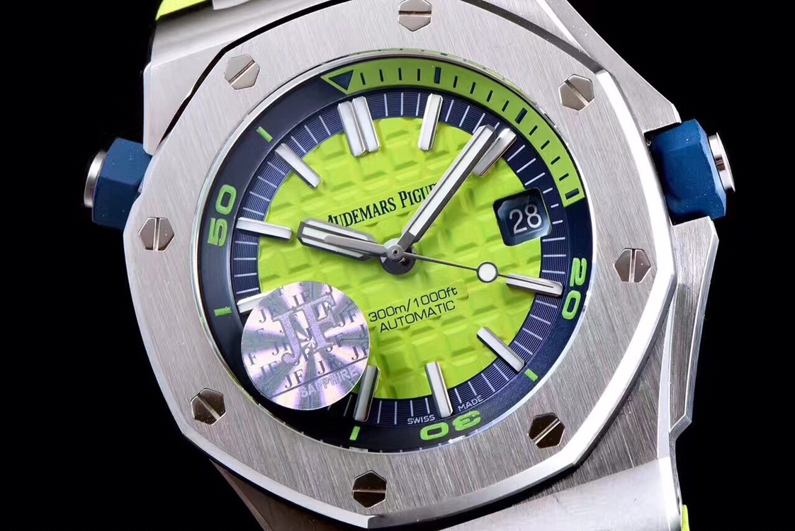 Audemars Piguet Royal Oak Offshore series mechanical men’s Watch V 8 version, Color series
