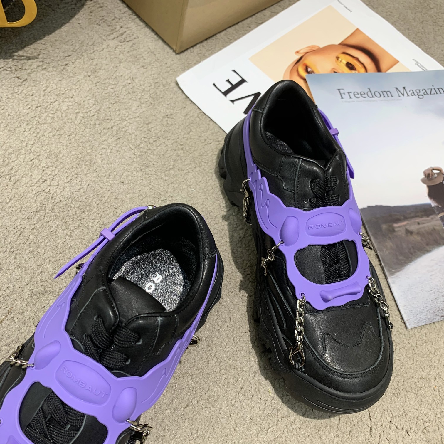 𝐑𝐨𝐫𝐧𝐧𝐢𝐢 ｜2020FW new sneakers upper with silk cowhide upper Sheepskin lining