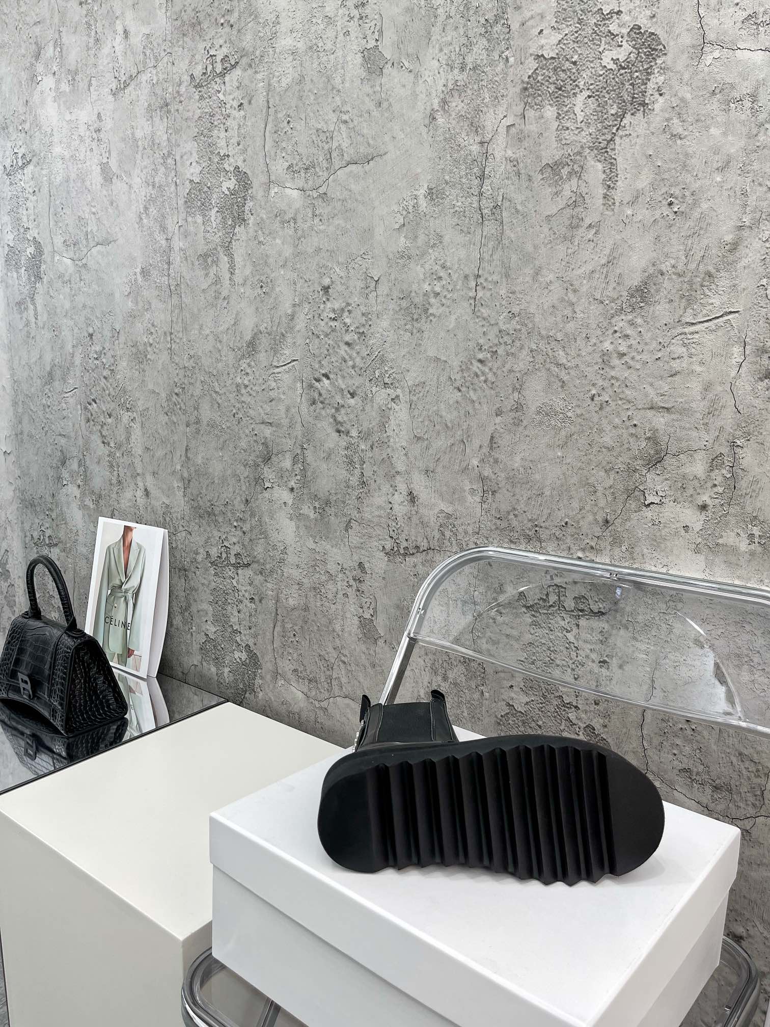 Toga Pulla | 𝟐𝟎𝟐𝟏/𝐒𝐒 𝐧𝐞𝐰 Toga Pulla2021/FW hot trend Chelsea mid-calf boots toga dark mid-calf boots