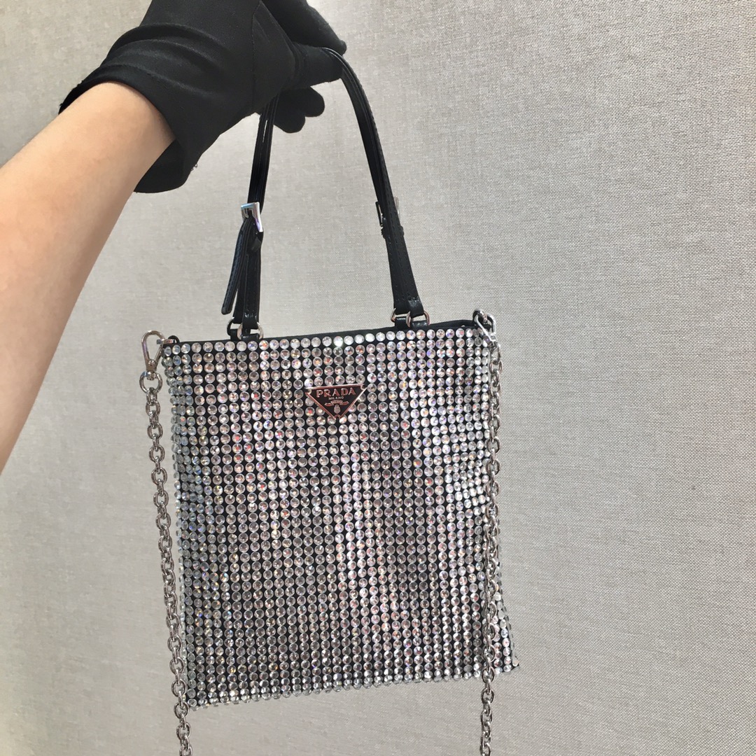 𝐏𝐑𝐀𝐃𝐀 Full Diamond 1N6608