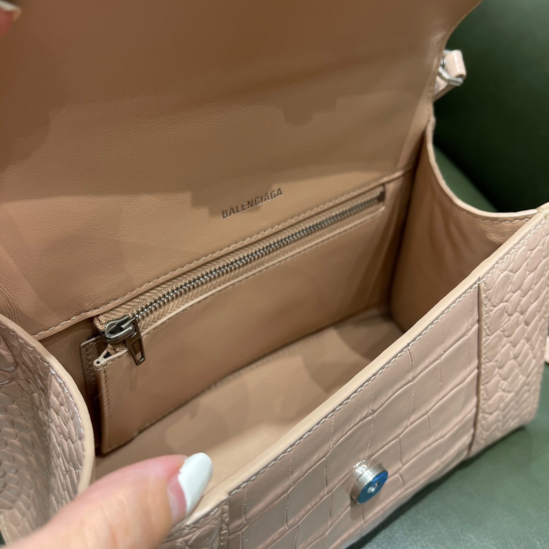 BALENCIAGA 𝐇𝐨𝐮𝐫𝐠𝐥𝐚𝐬𝐬𝐬 𝐒 crocodile-textured cowhide