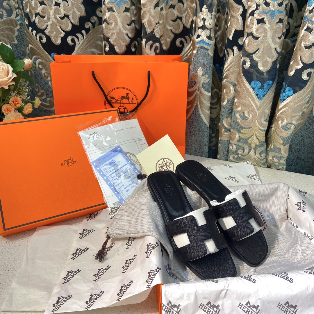Hermes slippers