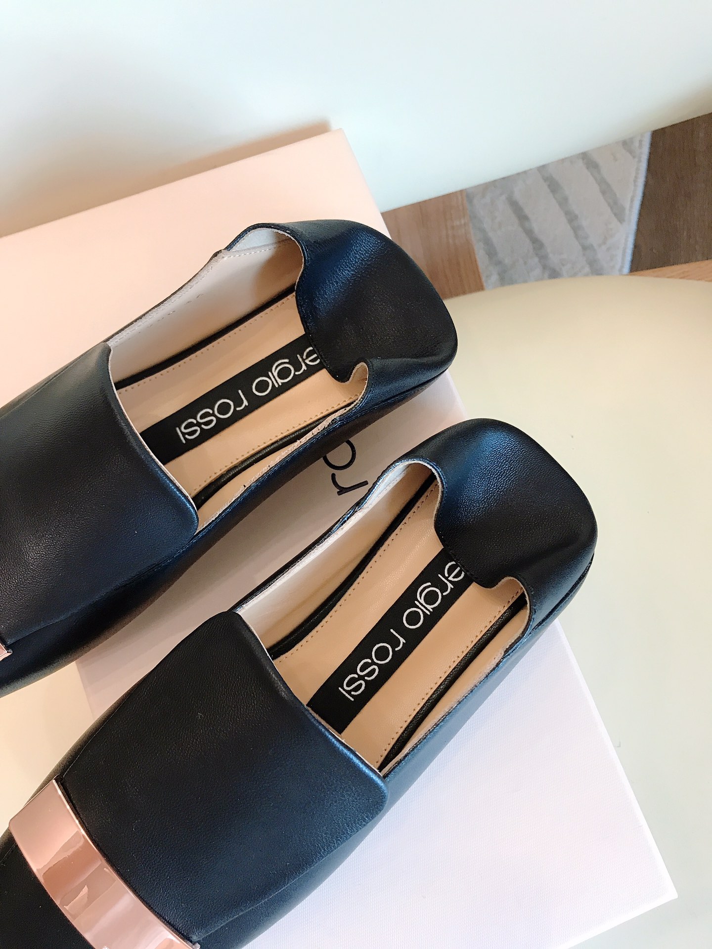 𝐒𝐇𝐔𝐒𝐇𝐔𝐓𝐎𝐍𝐆｜𝟐𝟎𝟐𝟑/𝐒𝐒 𝐧𝐞𝐰 The most bow-tied and best-looking shoe of the year