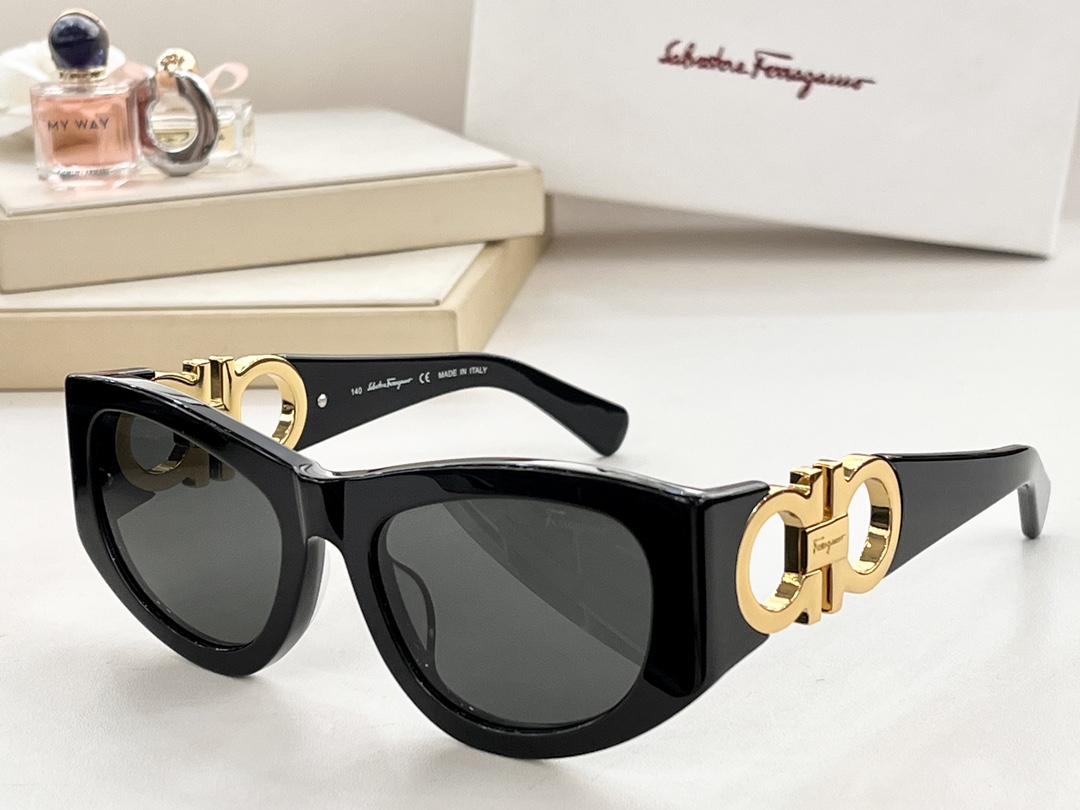 Salvatore Ferragamo Ferragam*✨✨✨MODEL: SF1082S