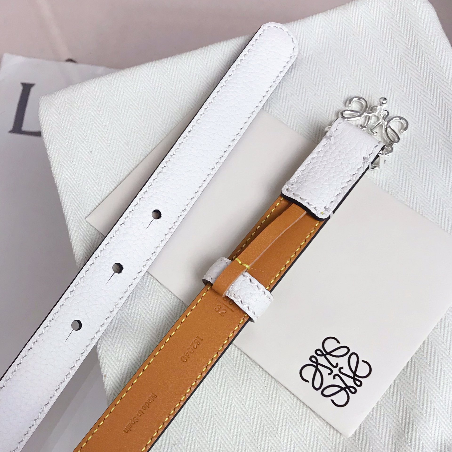 LOEVE new women's belt