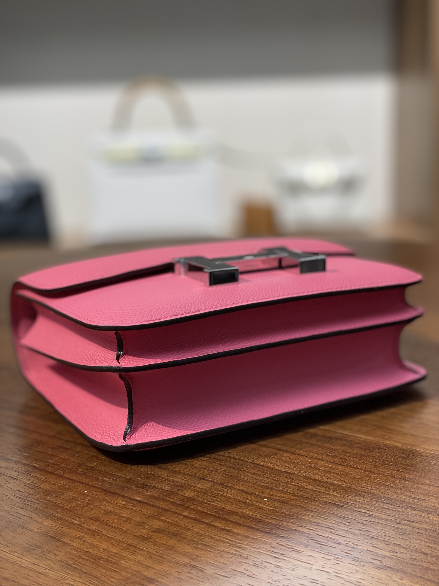 Kangkang 19 lipstick powder EP leather silver buckle