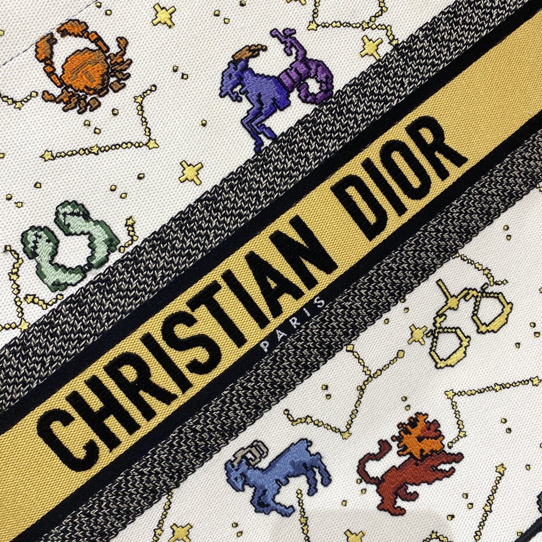 DIOR TOTE Valentine's Day Limited Collection