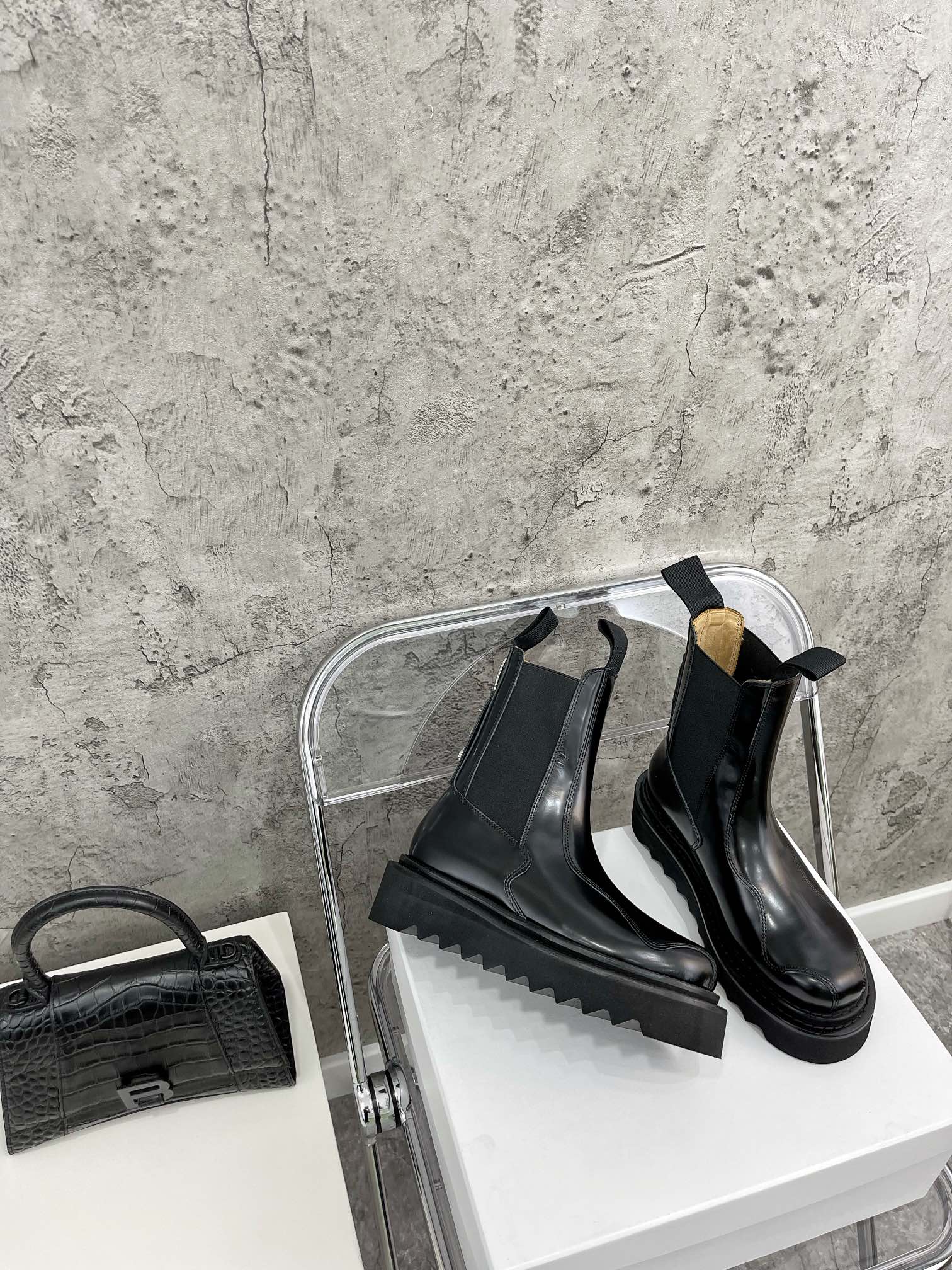 Toga Pulla | 𝟐𝟎𝟐𝟏/𝐒𝐒 𝐧𝐞𝐰 Toga Pulla2021/FW hot trend Chelsea mid-calf boots toga dark mid-calf boots