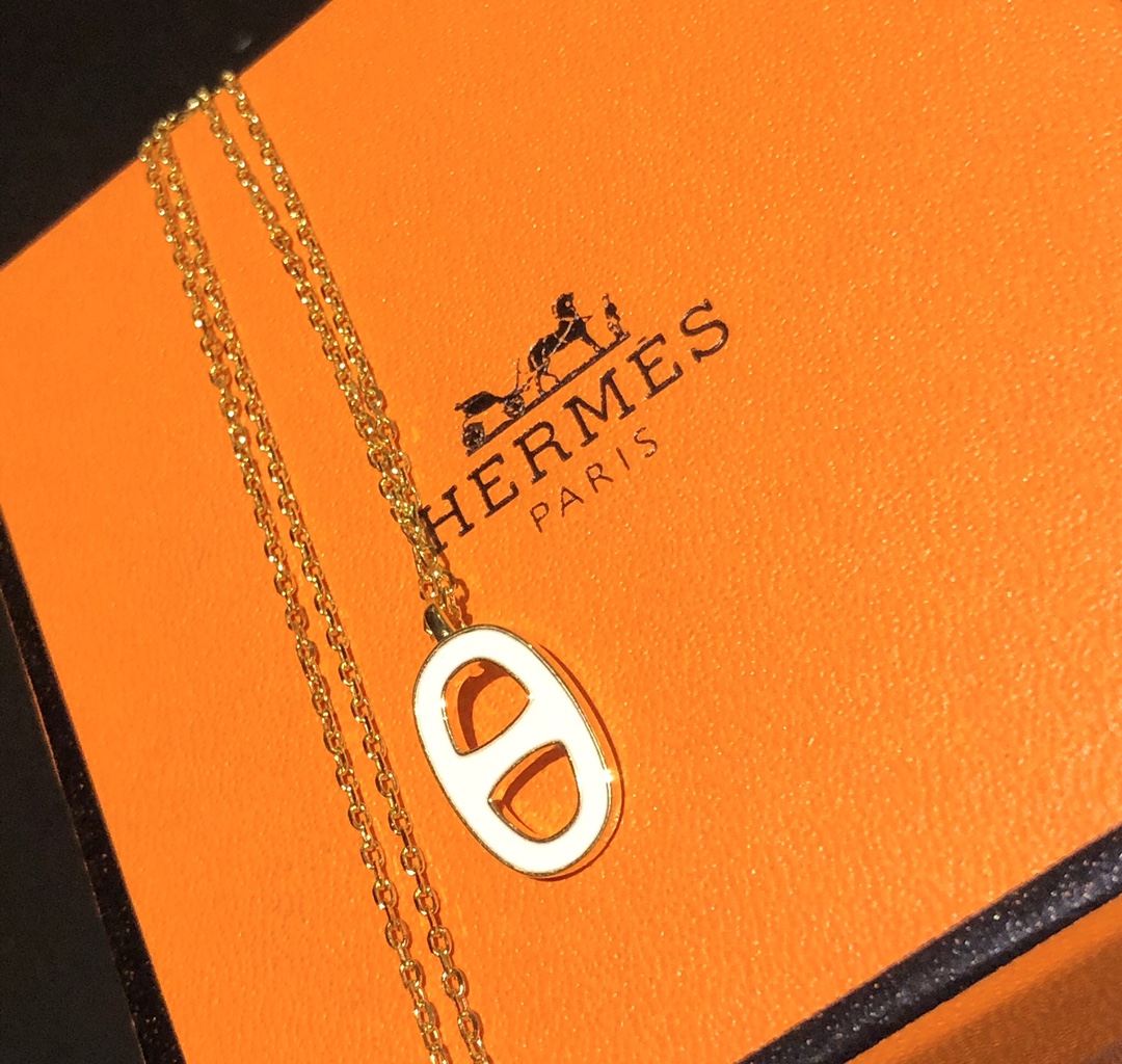 Hermes necklace