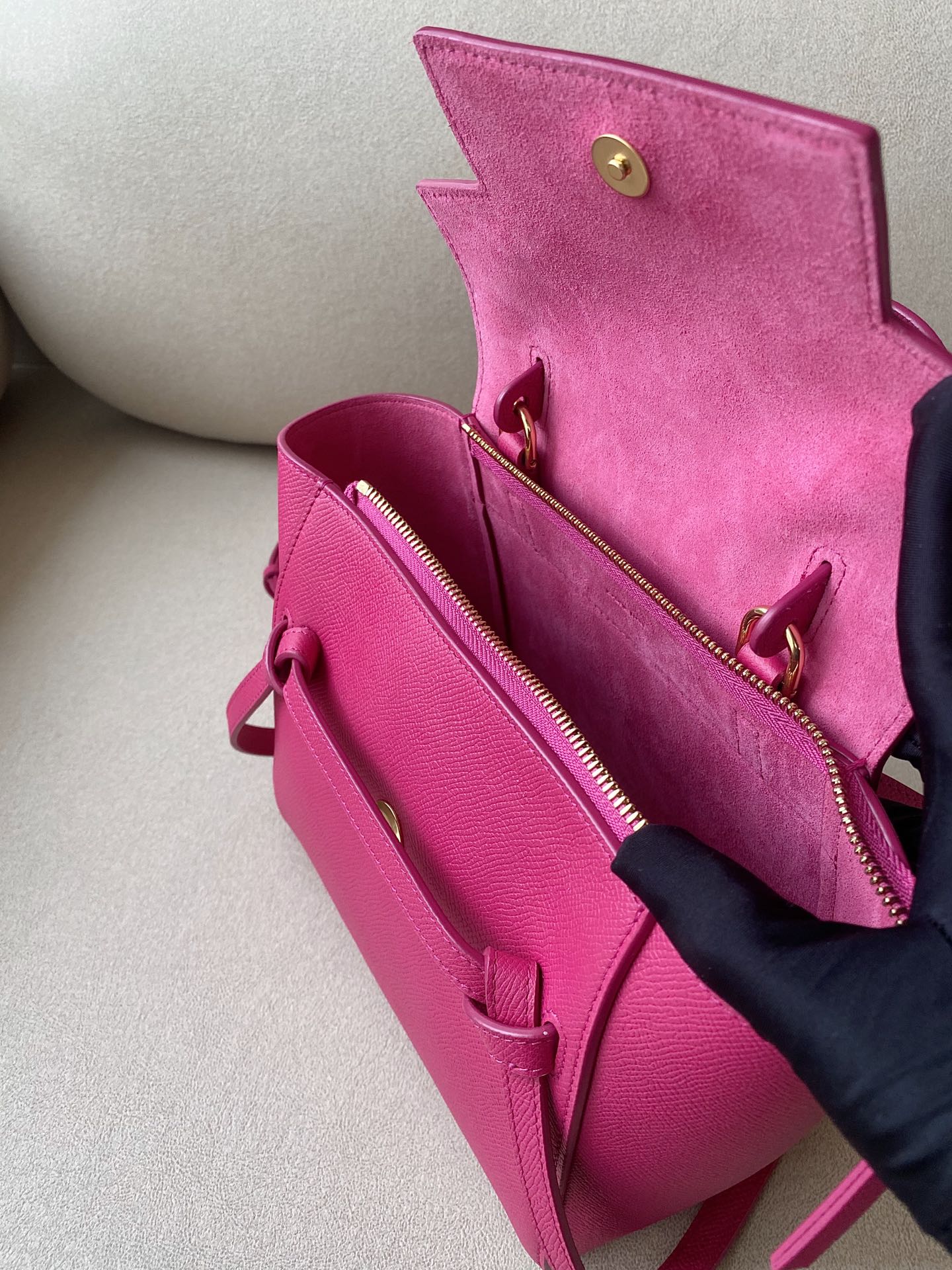 𝐂𝐞𝐥𝐢𝐧𝐞 Belt Bag Catfish Bag Small Grained Calfskin