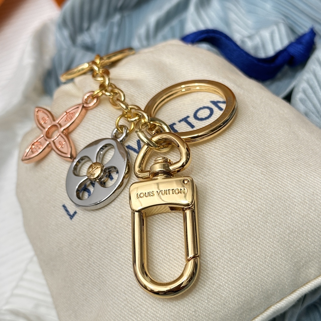 Louis Vuitton Lv Keychain Chain bag accessory