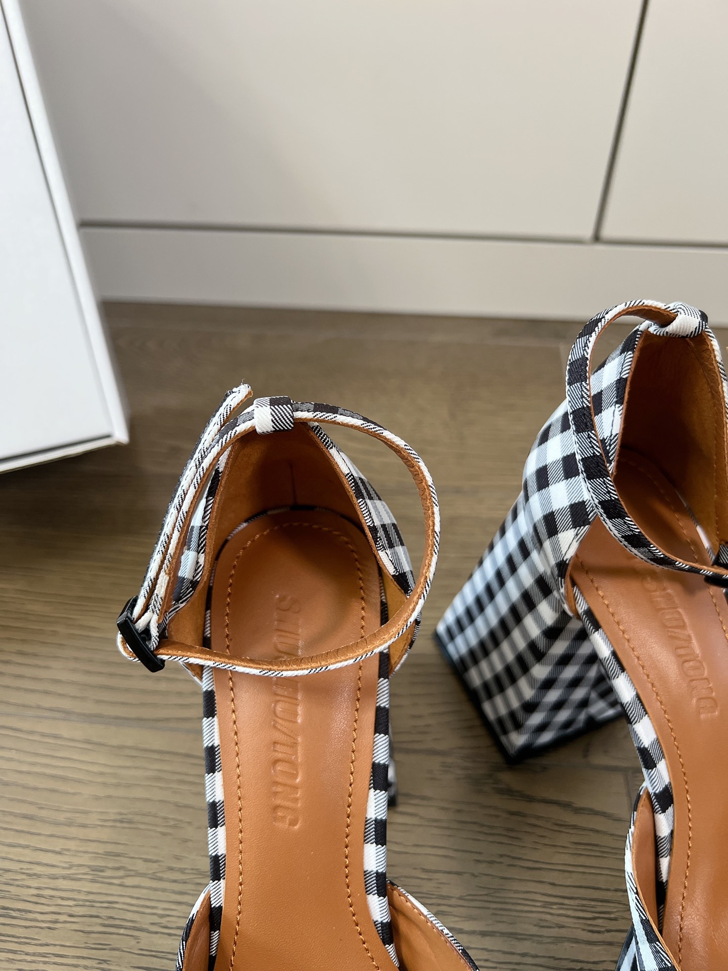 𝐒𝐇𝐔𝐒𝐇𝐔𝐓𝐎𝐍𝐆｜𝟐𝟎𝟐𝟑/𝐒𝐒 𝐧𝐞𝐰 Exclusive niche SHUSHU/TONG 23/thick bottom Mary Jane