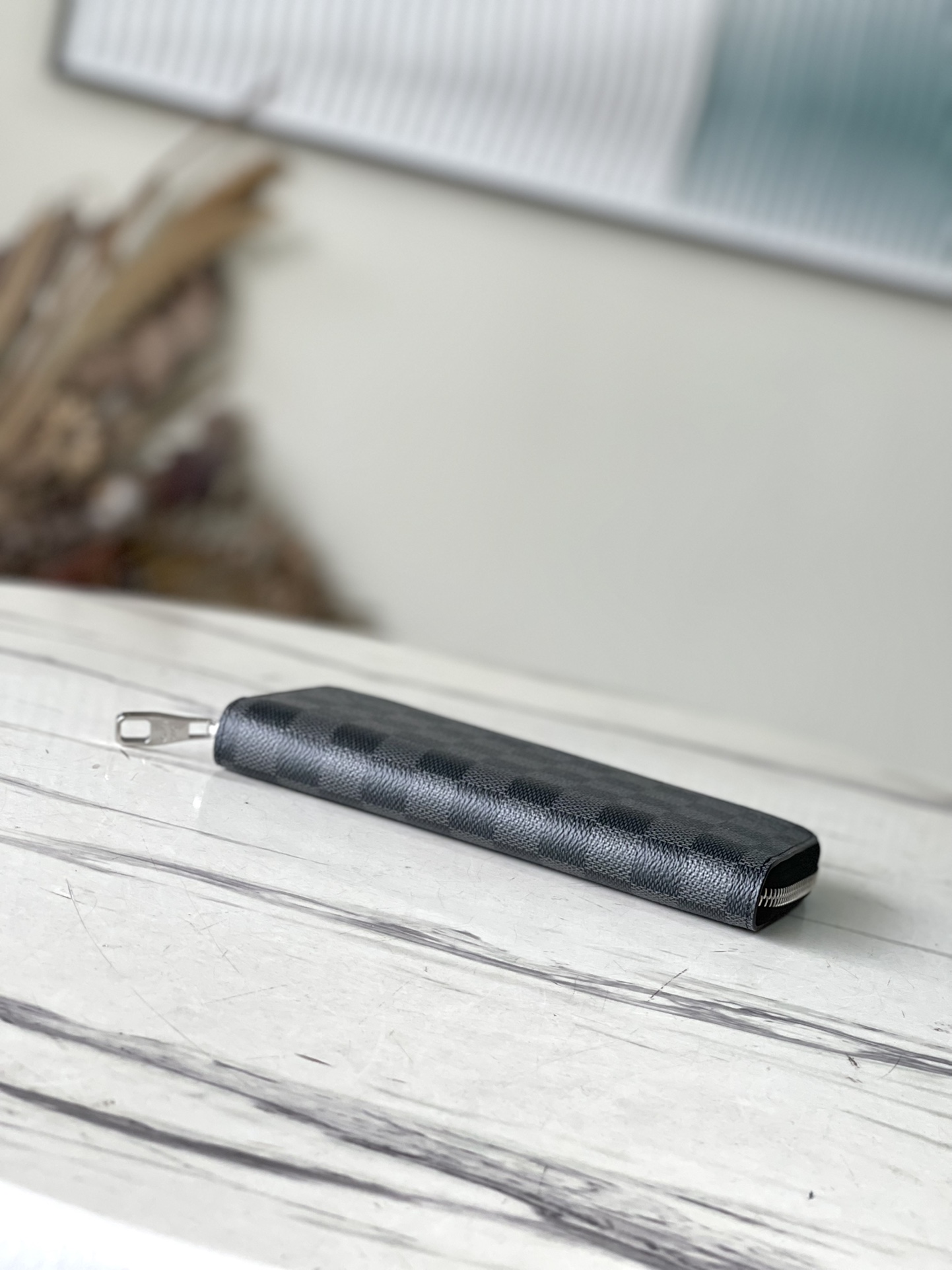 𝐋𝐎𝐔𝐈𝐒 𝐕𝐔𝐈𝐓𝐓𝐎𝐍    N63095