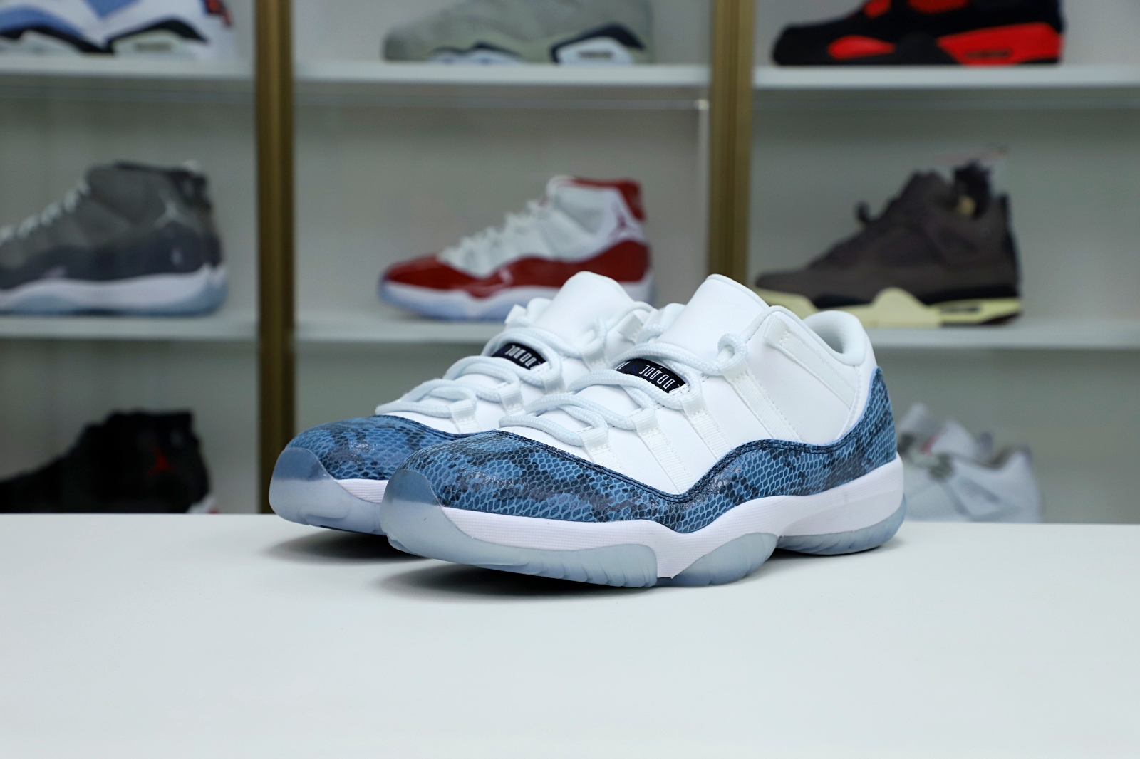 Jordan Air Jordan 11 navy snakeskin