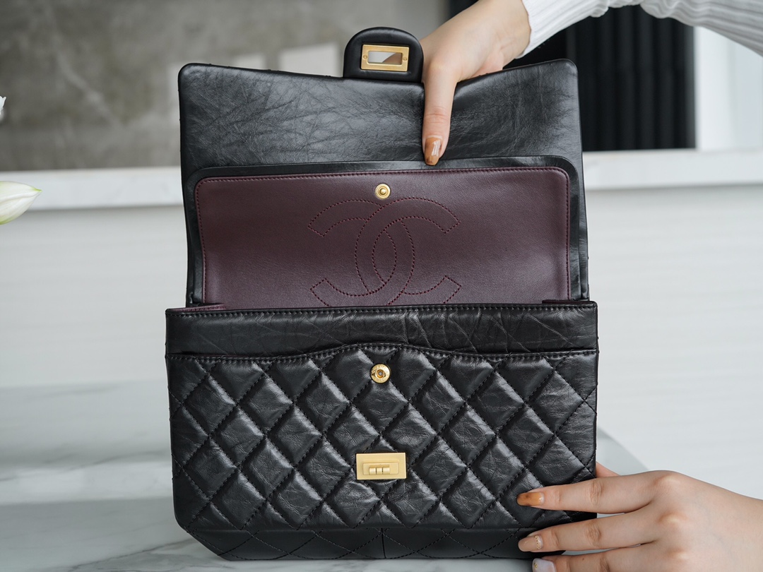 𝗖𝗵𝗮𝗻𝗲𝗹 Replica ❷. ❺❺ Italian [Montebello] Calfskin Large   Black Gold