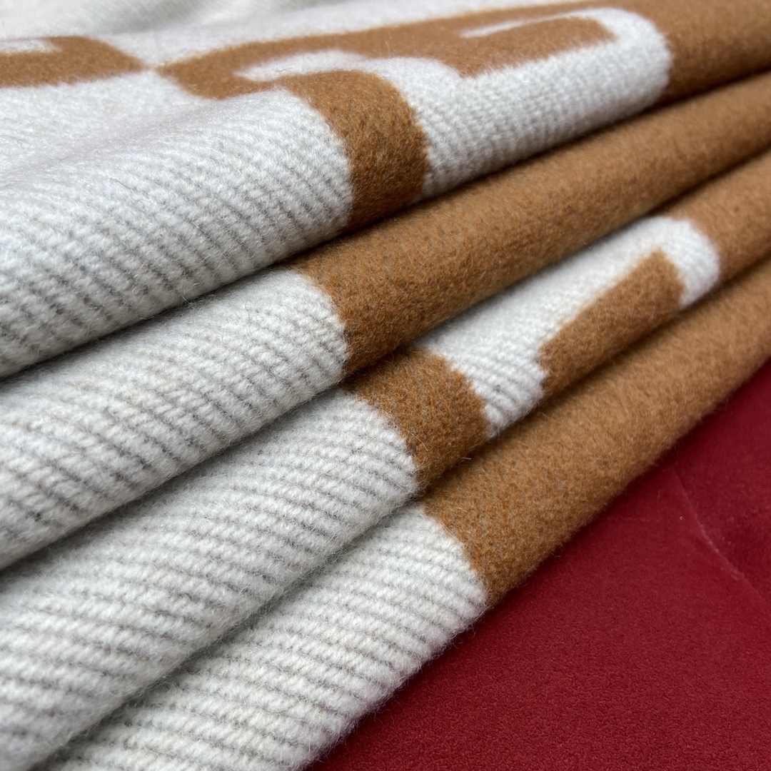 𝐇𝐞𝐫𝐦𝐞𝐬 • 𝟐𝟑𝐍𝐞𝐰【Beige】(%90 Merino Wool+10% Cashmere)